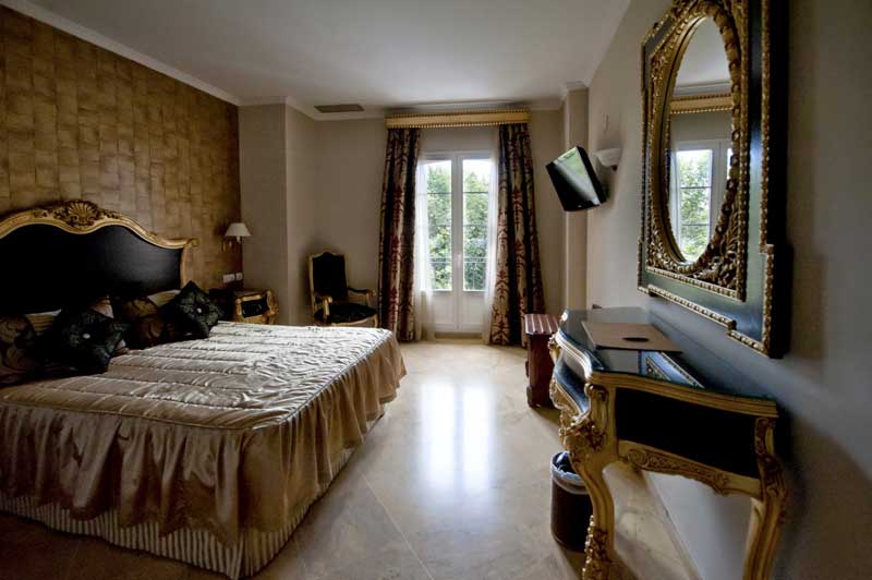 Room hotel in the center of Seville