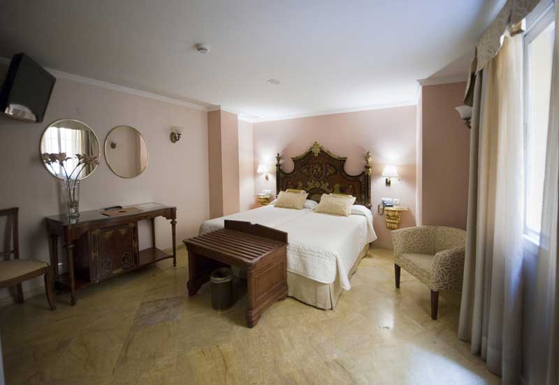 Standard hotel room in Seville