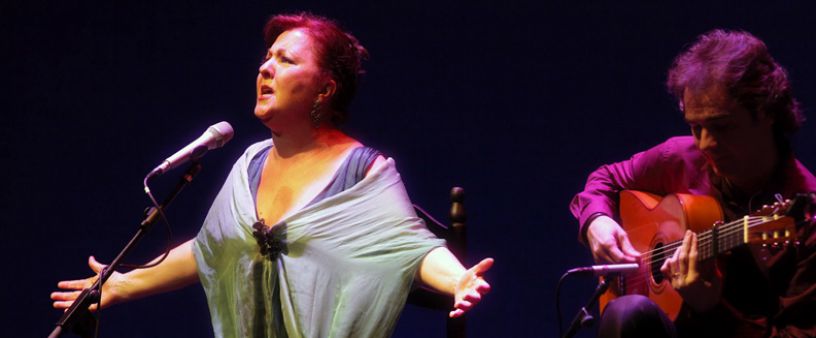 Carmen Linares in the Teatro de la Maestranza. Carmen Linares in the Teatro de la Maestranza.