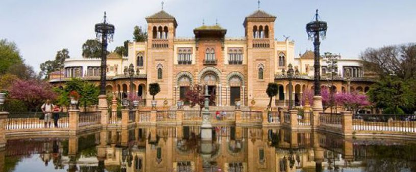 Family workshops at the Archaeological Museum