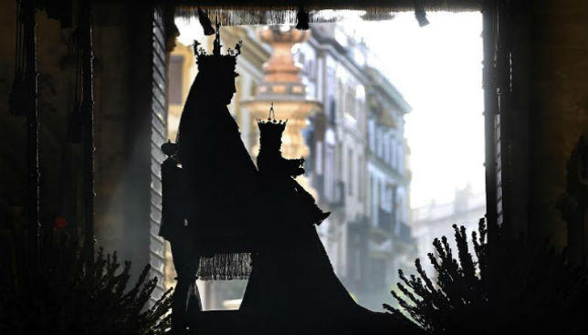 Procession Virgin de los Reyes in Seville 2017